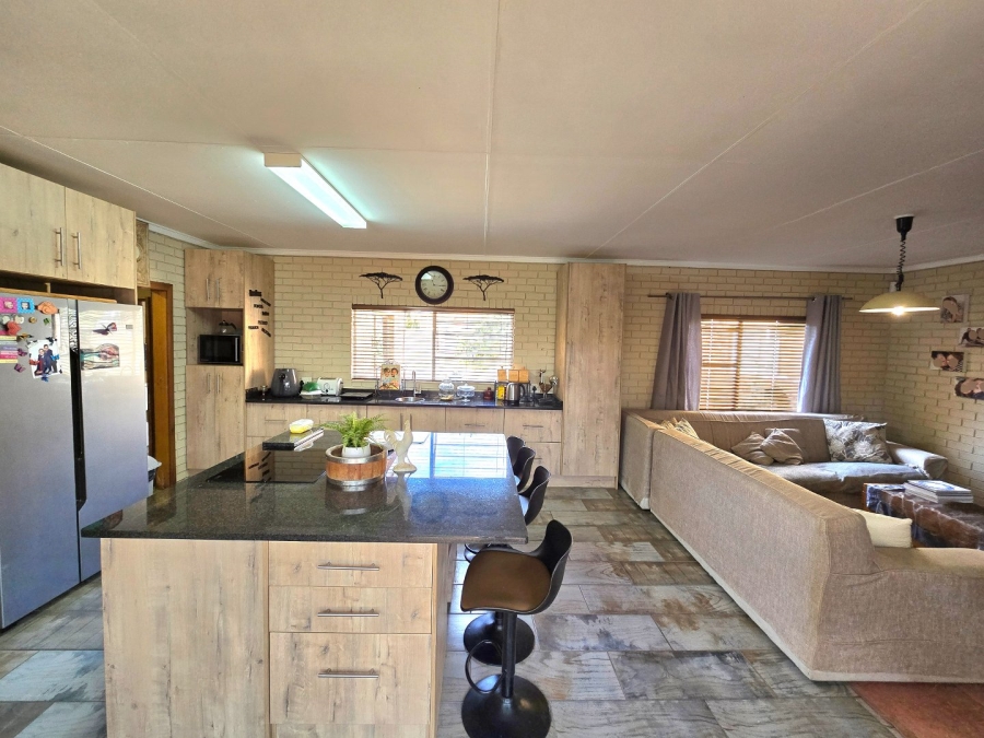 4 Bedroom Property for Sale in La Provance Free State